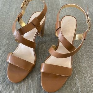 Kellie and Katie Sandals Brown, Size 8.5
